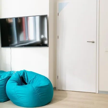 Youthments - Student Aparthotel