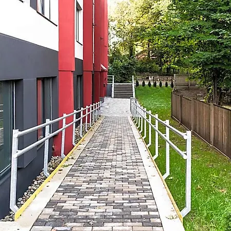 Youthments - Student Aparthotel