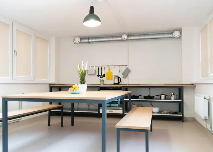 Youthments - Student Aparthotel